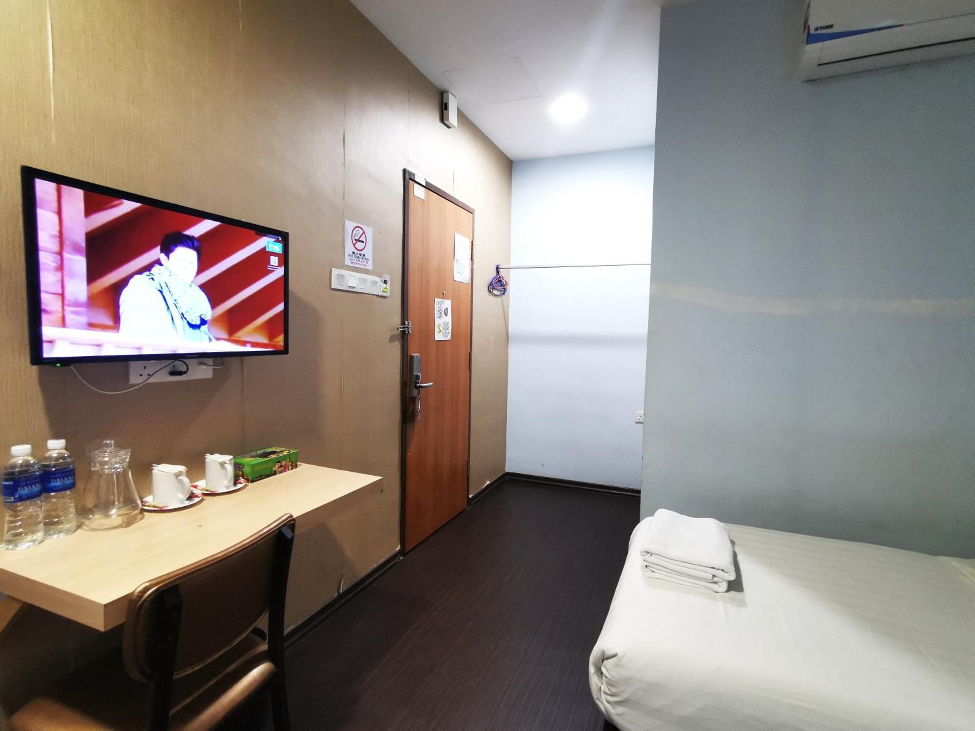קולאי Zenz Hotel מראה חיצוני תמונה