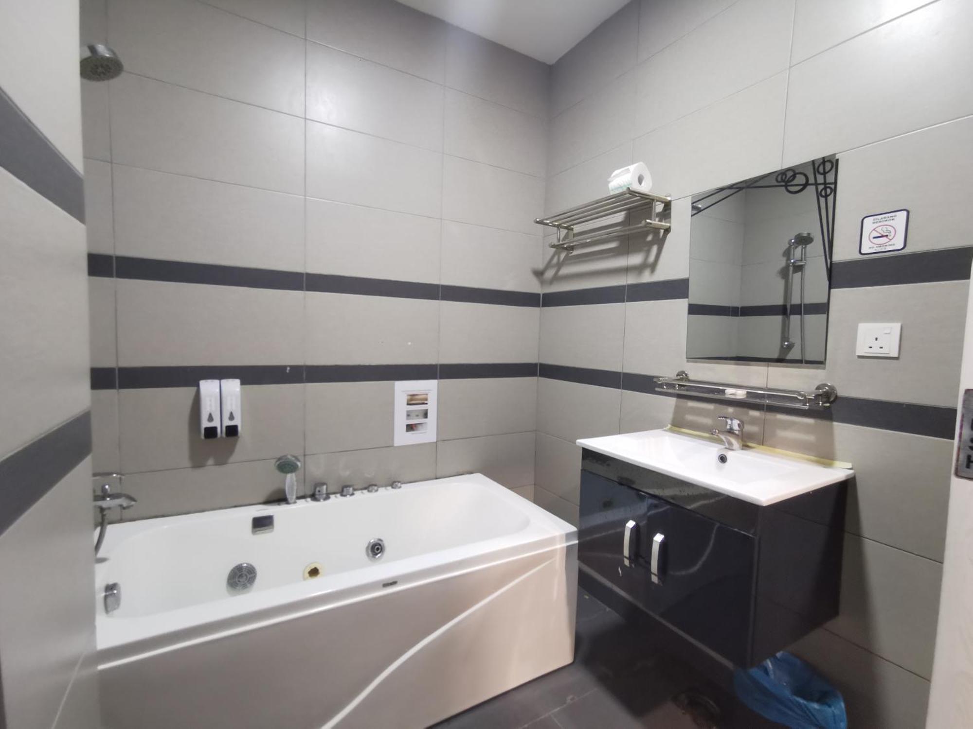 קולאי Zenz Hotel מראה חיצוני תמונה